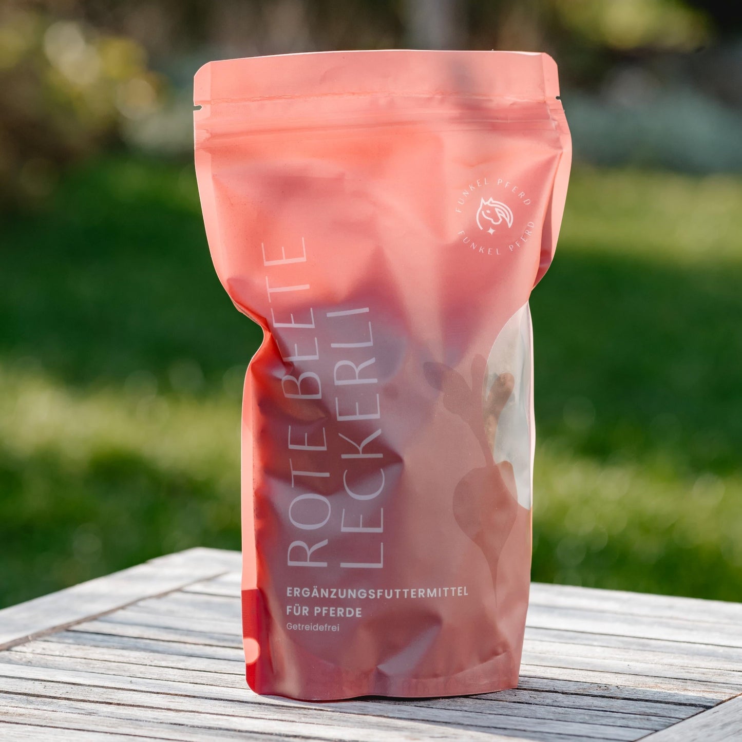 Rote Beete Leckerli in umweltfreundlicher Verpackung